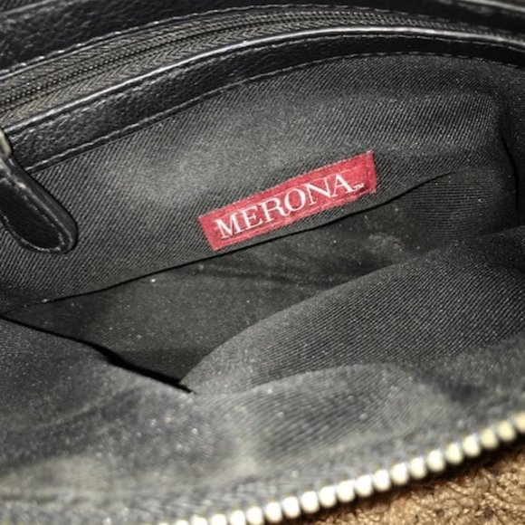 Merona cross body black purse - Picture 3 of 5